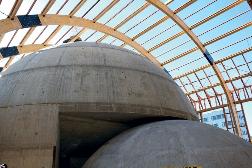 Českomoravský beton vytvořil kopule plzeňského planetária